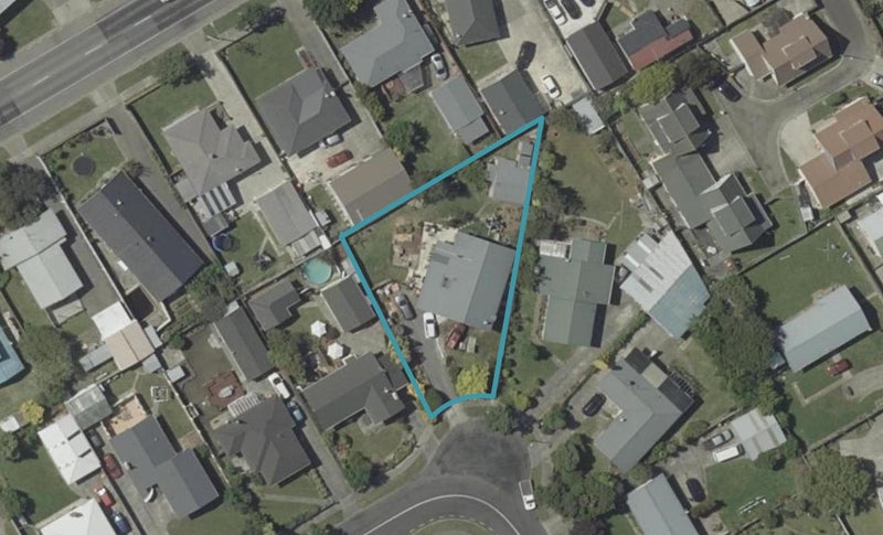 19 Anakiwa Street, Kelvin Grove, Palmerston North - Carousel 1