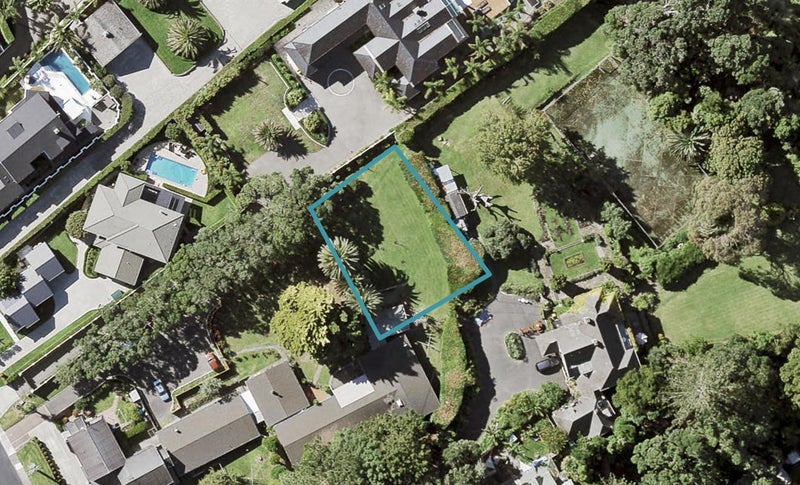 225C Bleakhouse Road, Mellons Bay, Auckland - Carousel 1