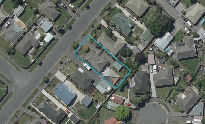 16 Damien Place, Bromley, Christchurch - Carousel 1