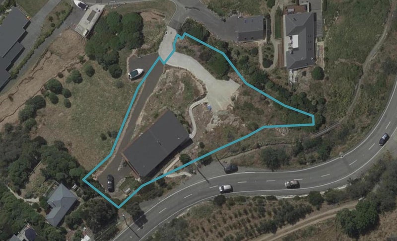 8 Te Wharau Lane, Charteris Bay, Governors Bay - Carousel 1