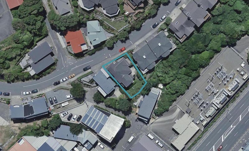 12 Cameron Street, Kaiwharawhara, Wellington - Carousel 1