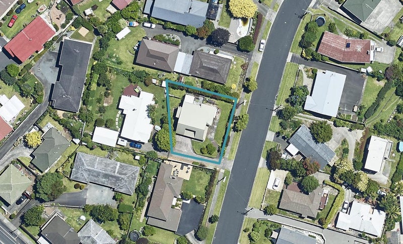 63 Brookfield Terrace, Brookfield, Tauranga - Carousel 1