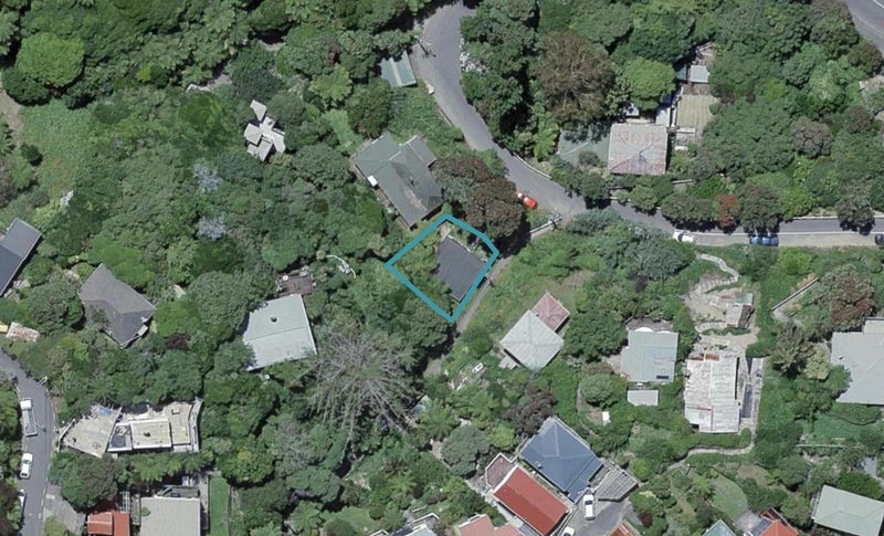 8A Mount Pleasant Road, Aro Valley, Wellington - Carousel 1