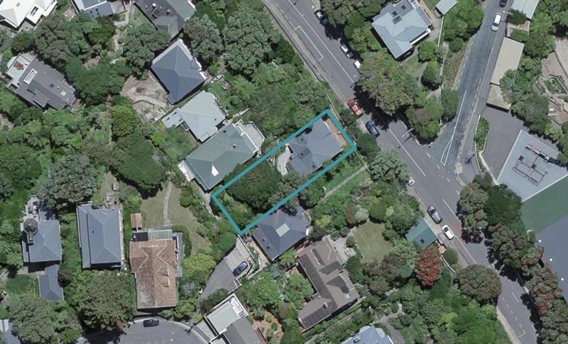 137 Upland Road, Kelburn, Wellington - Carousel 1