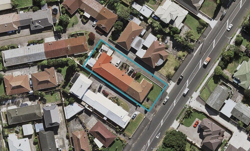2/192 St George Street, Papatoetoe, Auckland - Carousel 1