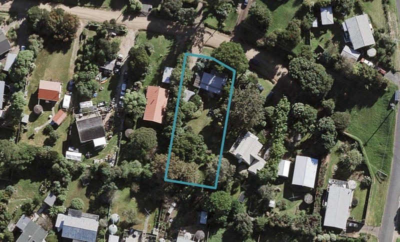 7 Muritai Road, Ostend, Waiheke Island - Carousel 1