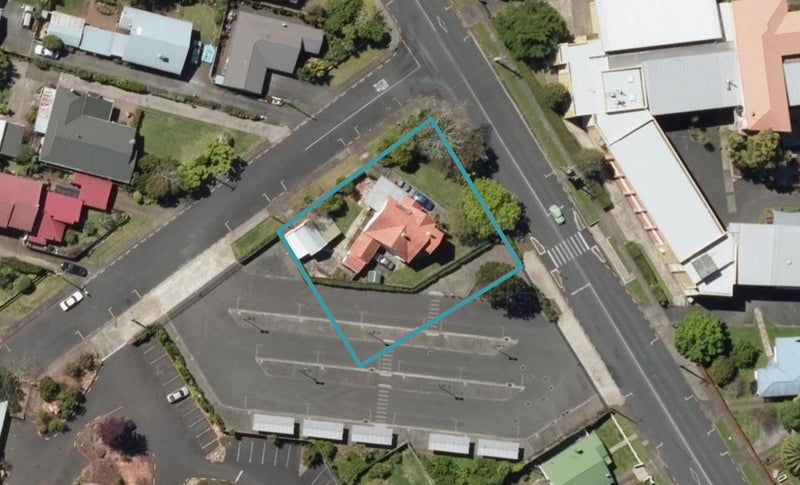 35 Manse Street, Regent, Whangarei - Carousel 1