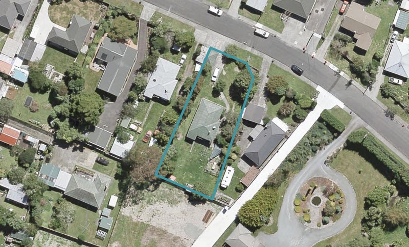 7 Pokaka Street, Birchville, Upper Hutt - Carousel 1