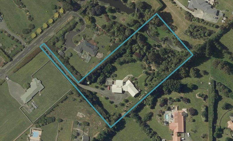 16 Dobsons Lane, Kelvin Grove, Palmerston North - Carousel 1