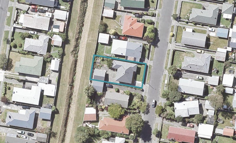 21 Momona Street, Wainuiomata, Lower Hutt - Carousel 1