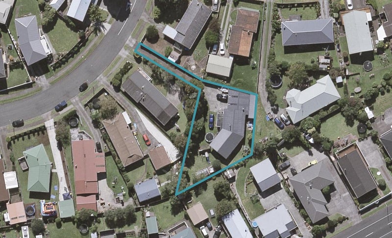 3A Culzean Grove, Bell Block, New Plymouth - Carousel 1