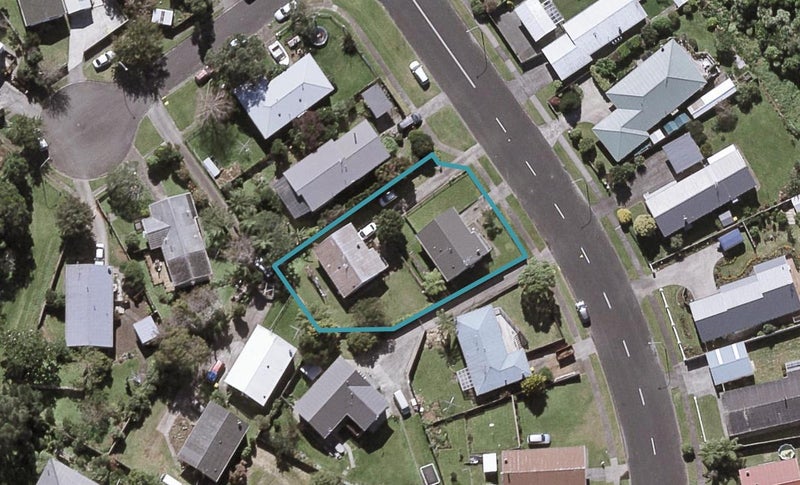 67 Riversdale Drive, Merrilands, New Plymouth - Carousel 1