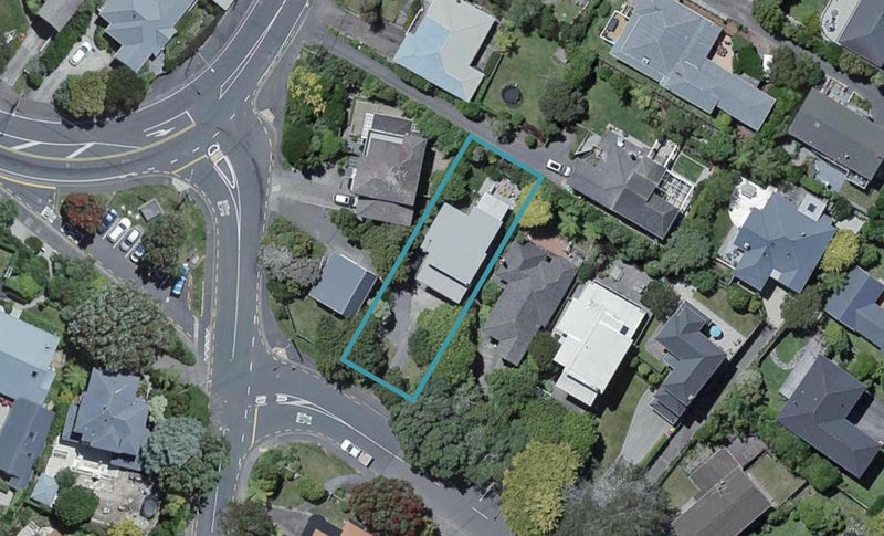 44 Clutha Avenue, Khandallah, Wellington - Carousel 1