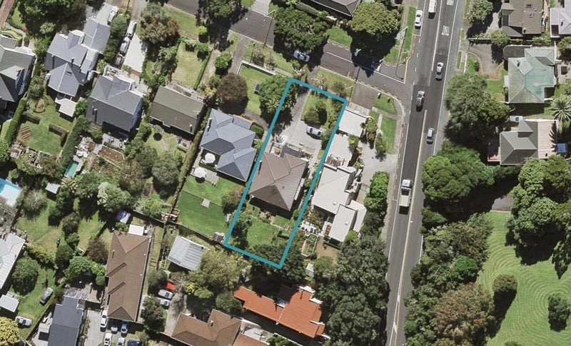 4 Marie Avenue, Hillsborough, Auckland - Carousel 1