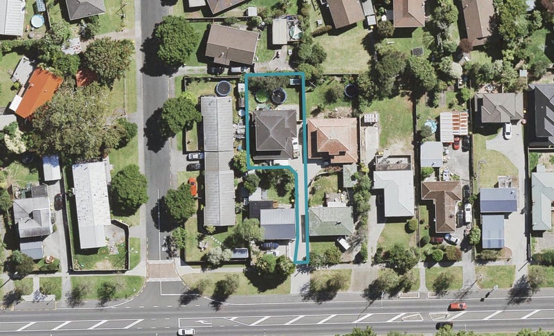 689A Swanson Road, Swanson, Auckland - Carousel 1