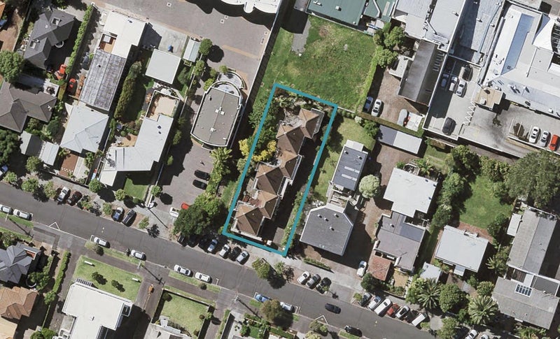 1/12 Marau Crescent, Mission Bay, Auckland - Carousel 1