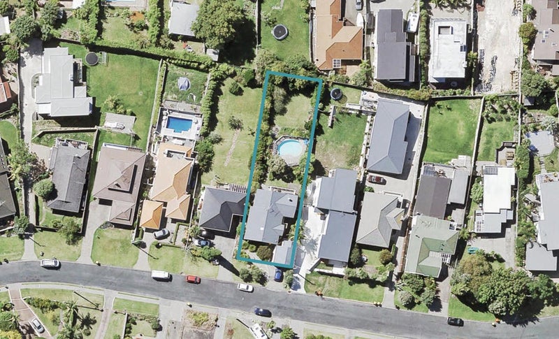 28 Braemar Road, Rothesay Bay, Auckland - Carousel 1