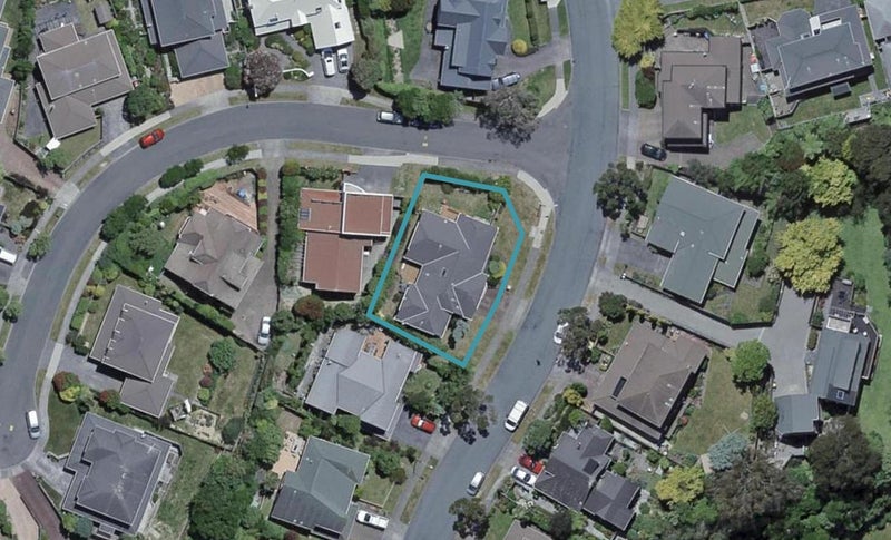 37 Burbank Crescent, Churton Park, Wellington - Carousel 1