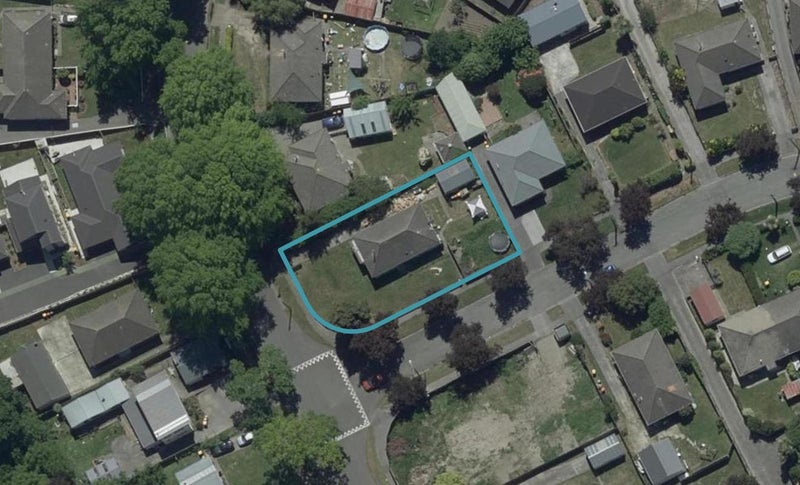 44 Attlee Crescent, Bryndwr, Christchurch - Carousel 1