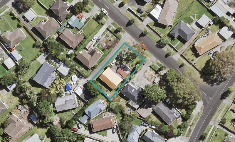 77 Urlich Drive, Ranui, Auckland - Carousel 1