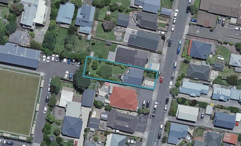 7 Earp Street, Johnsonville, Wellington - Carousel 1