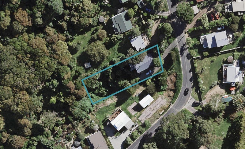 73 Ocean Road, Surfdale, Waiheke Island - Carousel 1