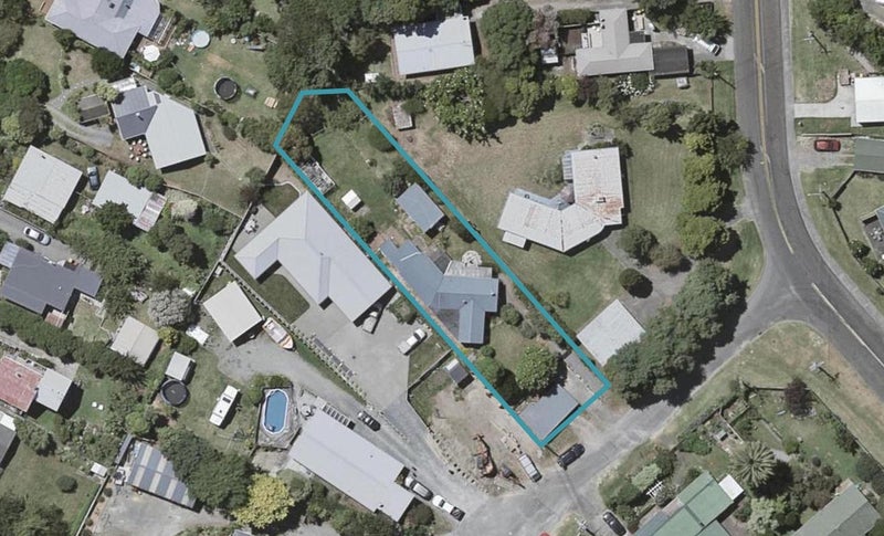 4 Herbert Avenue, Raumati South, Paraparaumu - Carousel 1