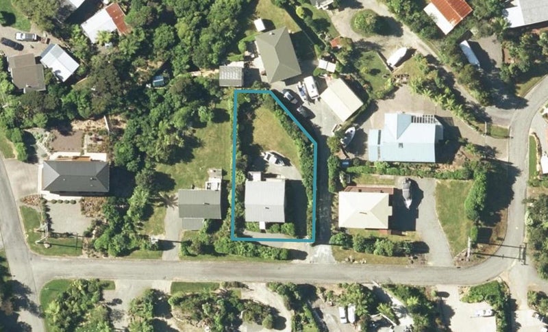 5 Field Terrace, Ōkiwi Bay - Carousel 1