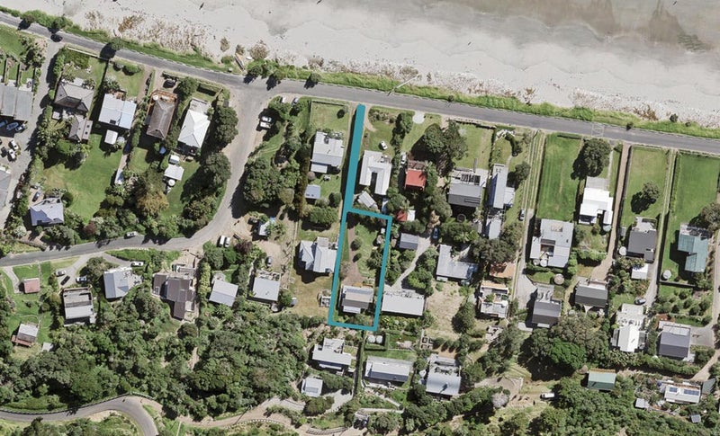 125A The Strand, Onetangi, Waiheke Island - Carousel 1