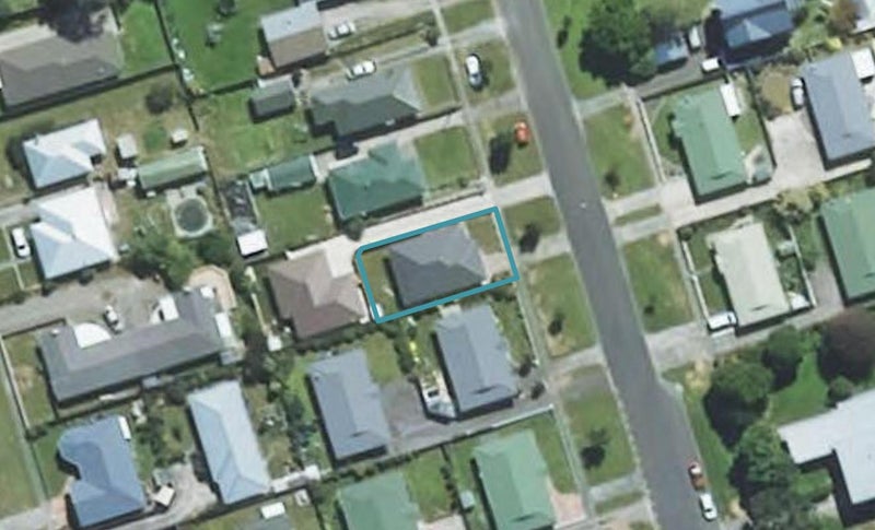 27 Orlando Street, Stratford - Carousel 1