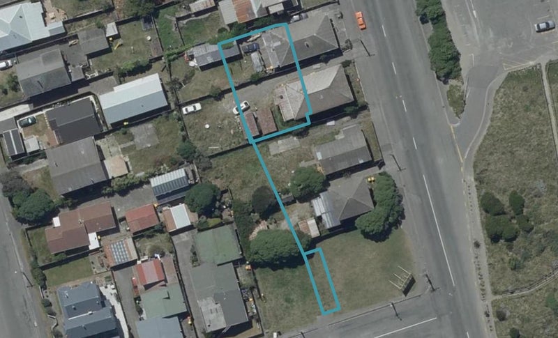 2/2 Hood Street, New Brighton, Christchurch - Carousel 1
