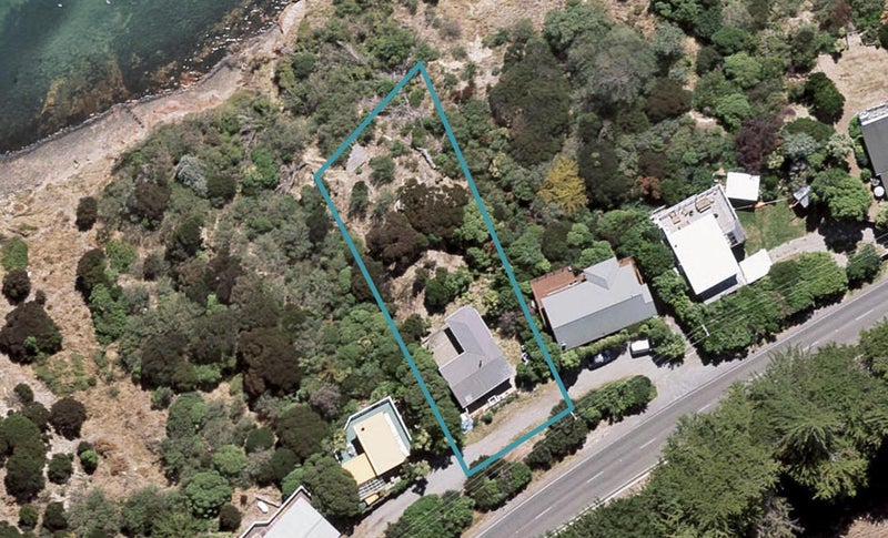 6512 Christchurch Akaroa Road, Takamatua, Akaroa - Carousel 1