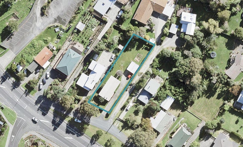 410 Whangaparaoa Road, Stanmore Bay, Whangaparaoa - Carousel 1