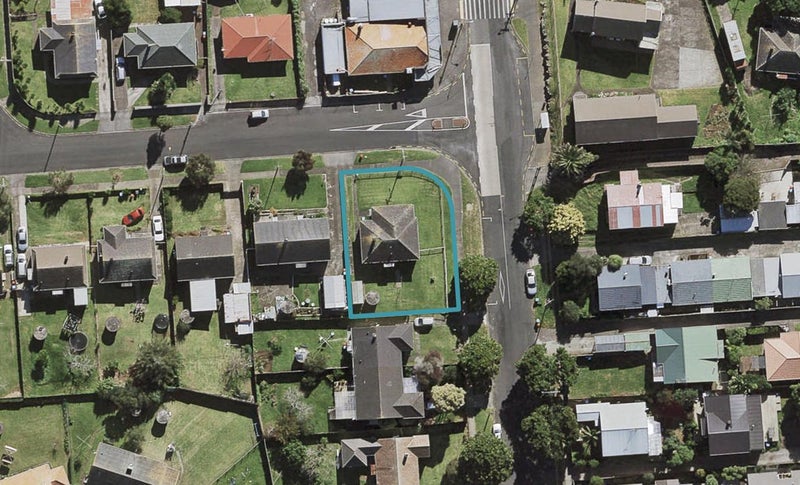 49 Roosevelt Avenue, Onehunga, Auckland - Carousel 1