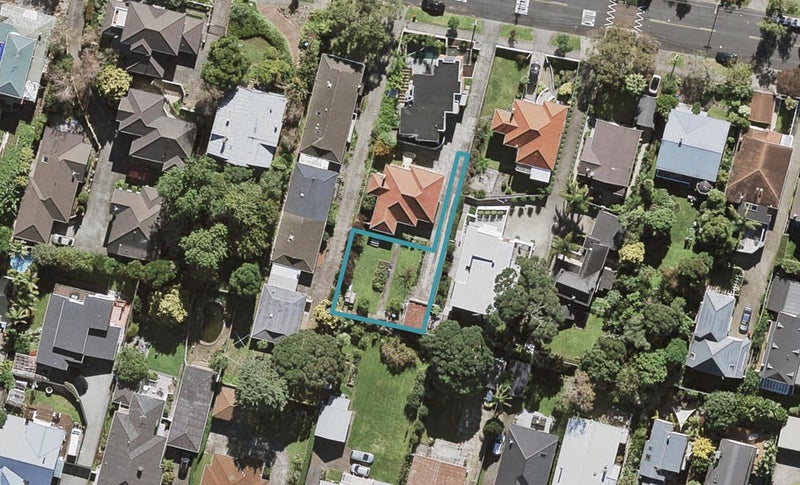 18B Peary Road, Mount Eden, Auckland - Carousel 1