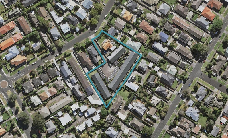 15/0 Amaru Road, Onehunga, Auckland - Carousel 1