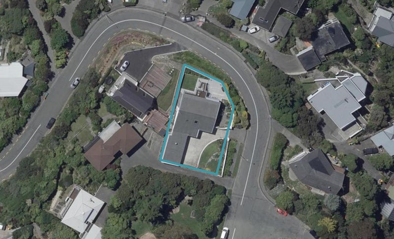 27 Takahe Drive, Cashmere, Christchurch - Carousel 1
