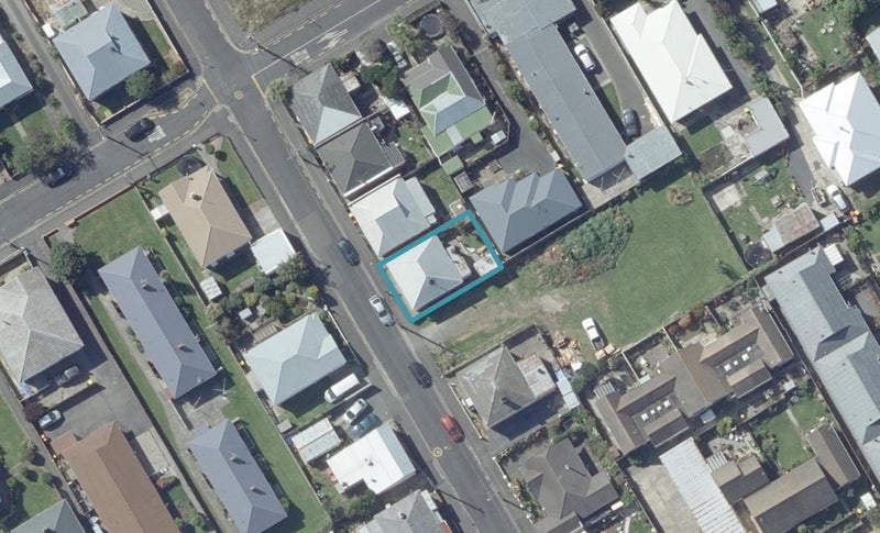 36 Fingall Street, South Dunedin, Dunedin - Carousel 1