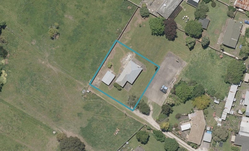 2 Pungaharuru Place, Putiki, Whanganui - Carousel 1