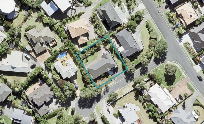 2 Farnell Place, Gulf Harbour, Whangaparaoa - Carousel 1
