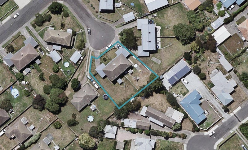 1014 Cobham Place, Raureka, Hastings - Carousel 1
