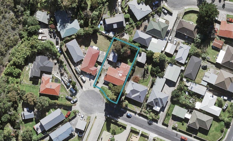 7 Maybelle Place, Kelston, Auckland - Carousel 1