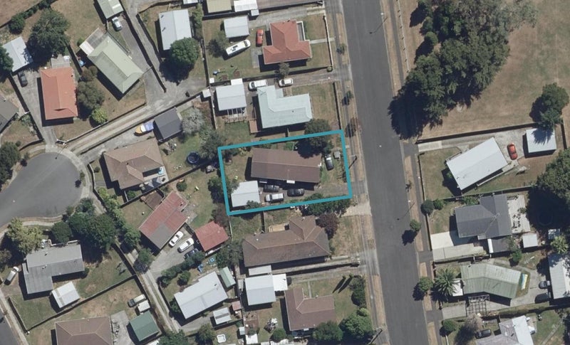 17 Coventry Road, Melville, Hamilton - Carousel 1