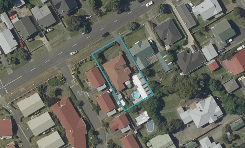9 Clausen Street, Takaro, Palmerston North - Carousel 1