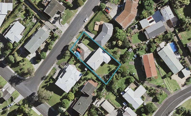 3 Gibbs Crescent, Red Hill, Papakura - Carousel 1