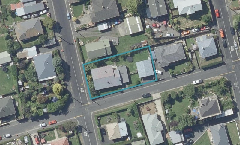 11 Torquay Street, Abbotsford, Dunedin - Carousel 1