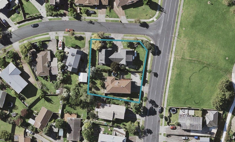 3/31 Sandgate Avenue, Botany Downs, Auckland - Carousel 1