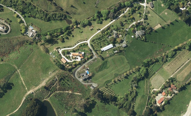 29 Pine Hill Road, Upper Moutere - Carousel 1