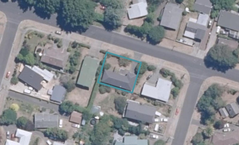 43 Matuku Street, Two Mile Bay, Taupō - Carousel 1