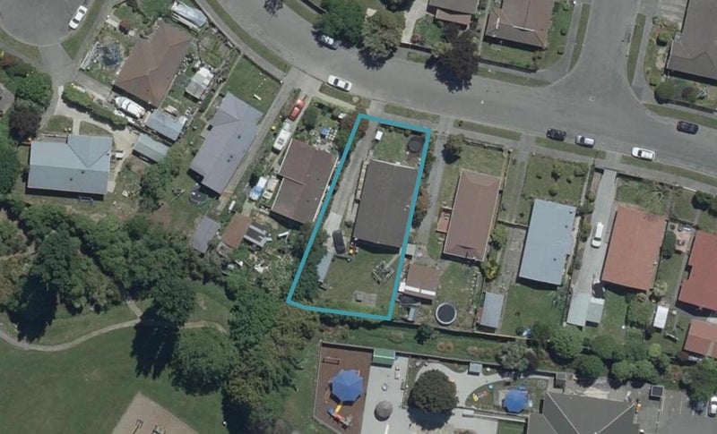 11 Charnwood Crescent, Bishopdale, Christchurch - Carousel 1